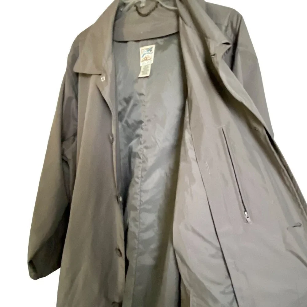TravelSmith Long Gray Raincoat Mens Regular Large